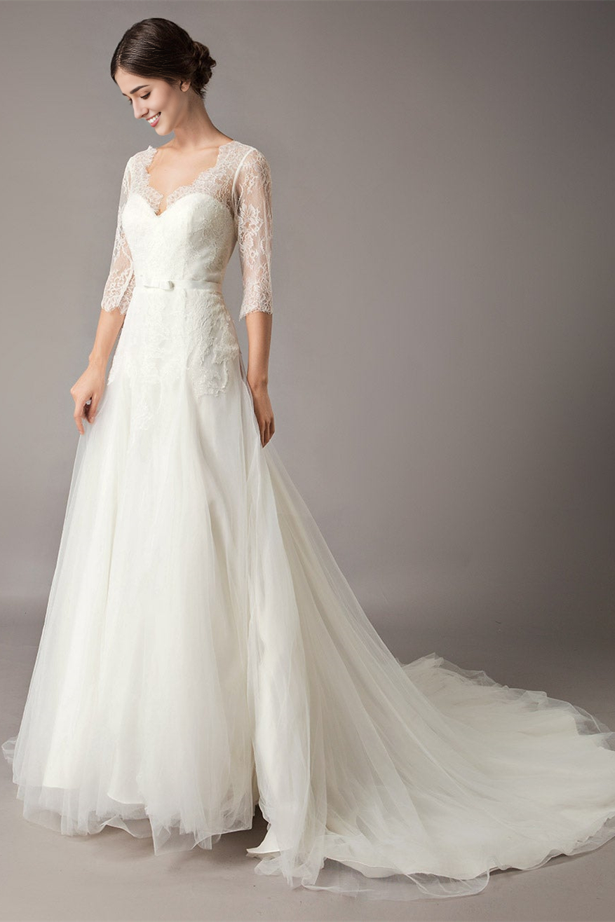 Weitese Lace Beach Half-Sleeves Wedding Dress