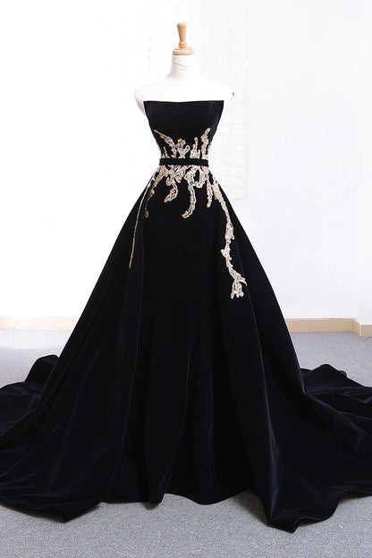 Black lace applique long Wedding Dresses