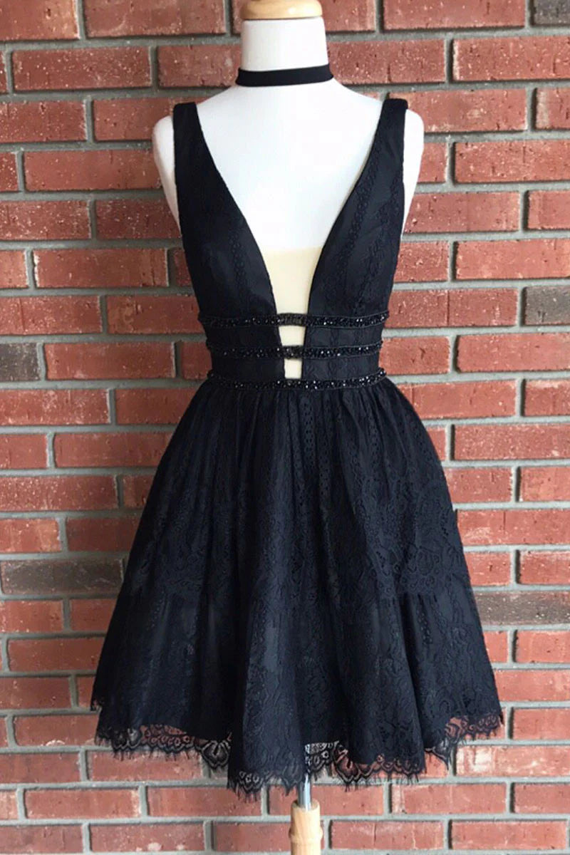 black v neck lace short Homecoming Dresses