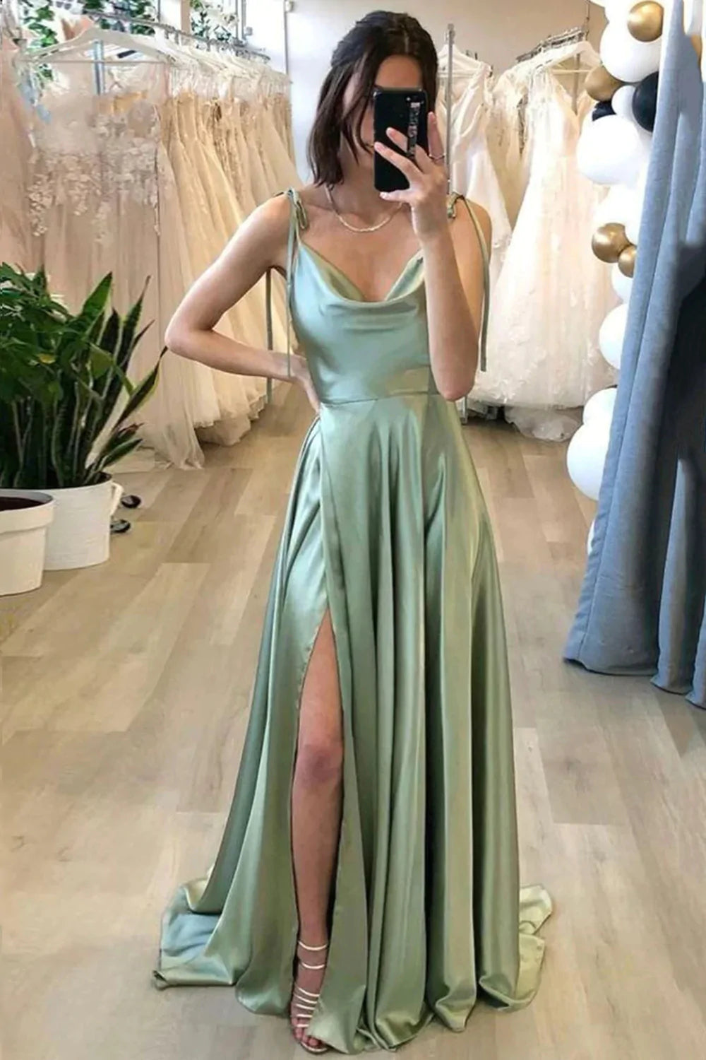 Weitese Simple A Line Spaghetti Straps Light Green Long Prom Dress with Silt