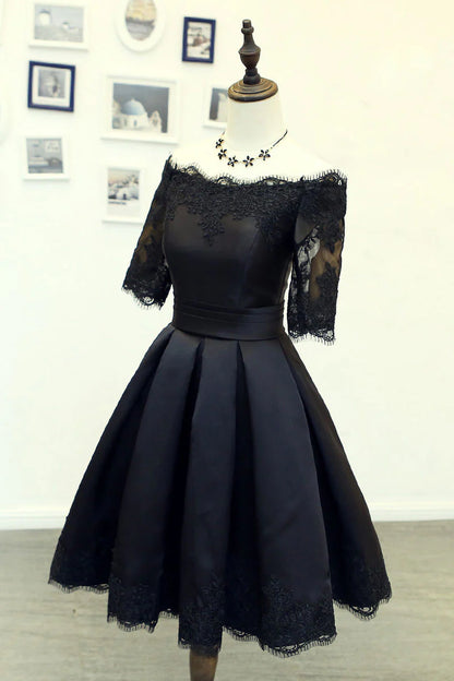 Black lace short homecoming dress