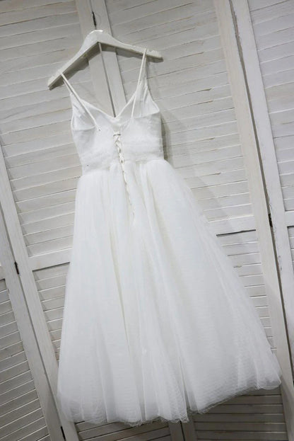 White v neck tulle lace tea Length Homecoming Dresses