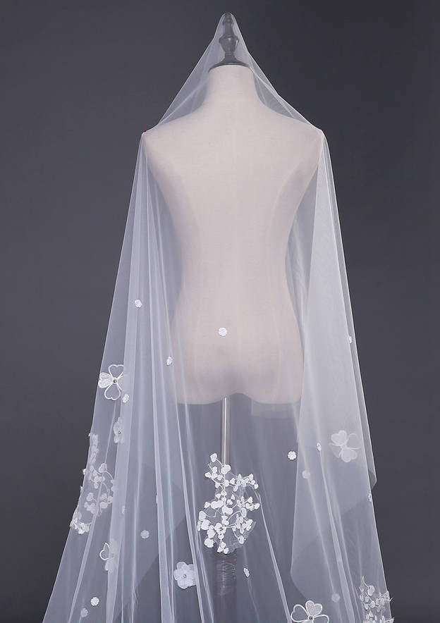 One-tier Cathedral Bridal Veils With Applique Lace