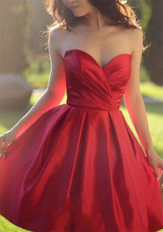 Sweetheart Sleeveless Short/Mini Satin Homecoming Dress with Pleated