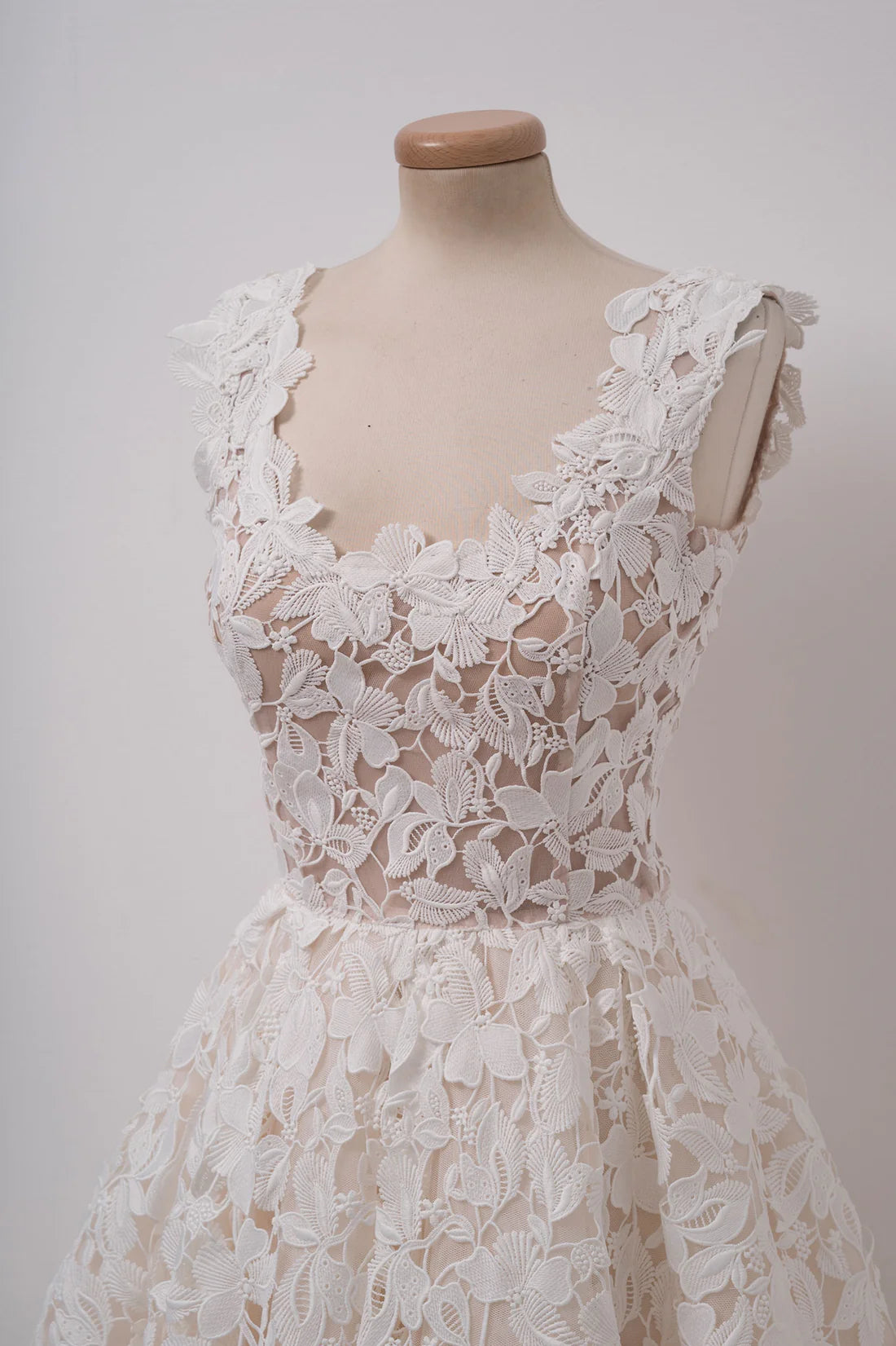 Ivory white lace short homecoming dress