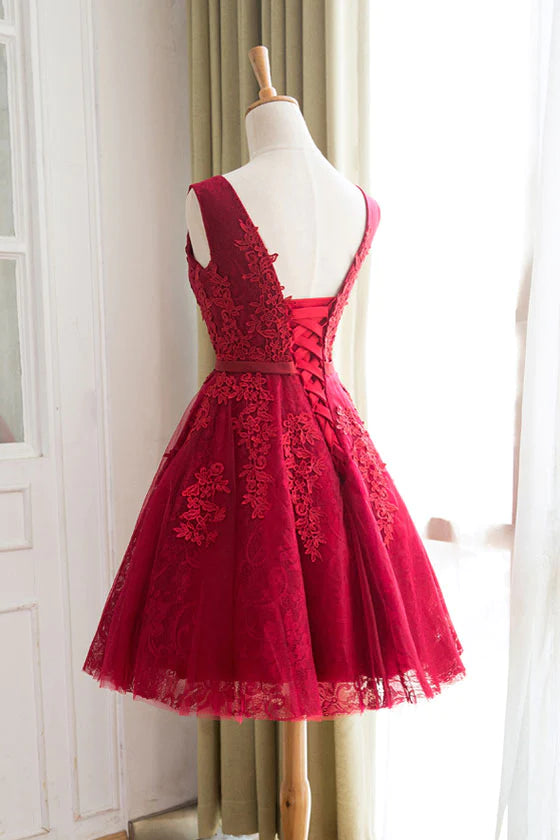 Square Neck Backless Burgundy Lace Tulle Short Homecoming Dress