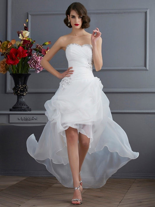 Sweetheart Sleeveless Beading High Low Organza Wedding Dresses