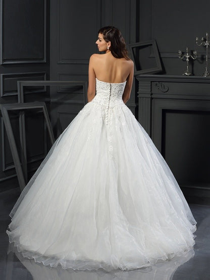 Sweetheart Beading Sleeveless Long Tulle Wedding Dresses