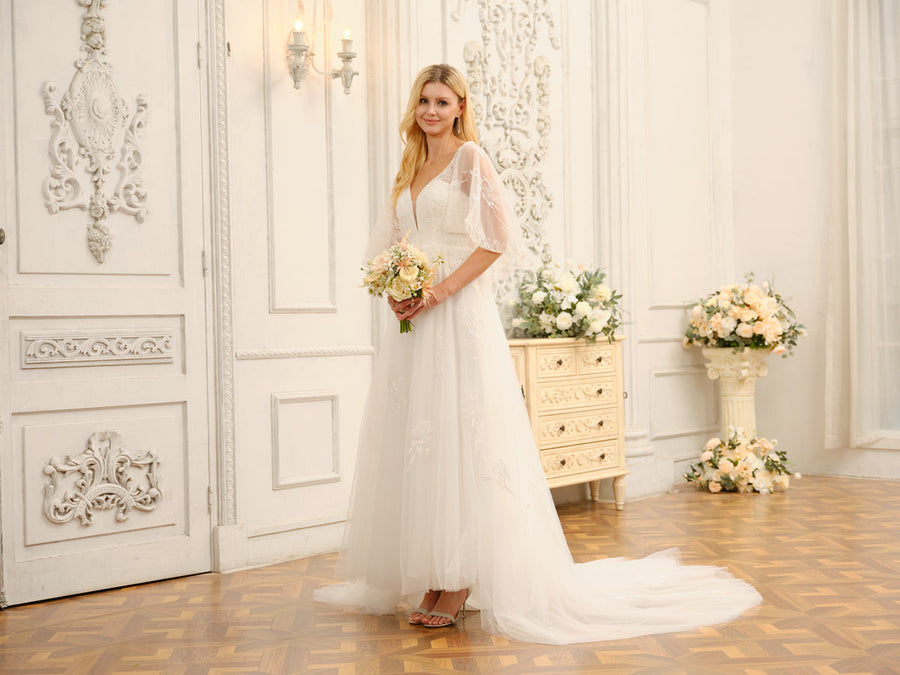 Weitese A-Line/Princess V-Neck Half Sleeves Long Wedding Dresses With Appliques