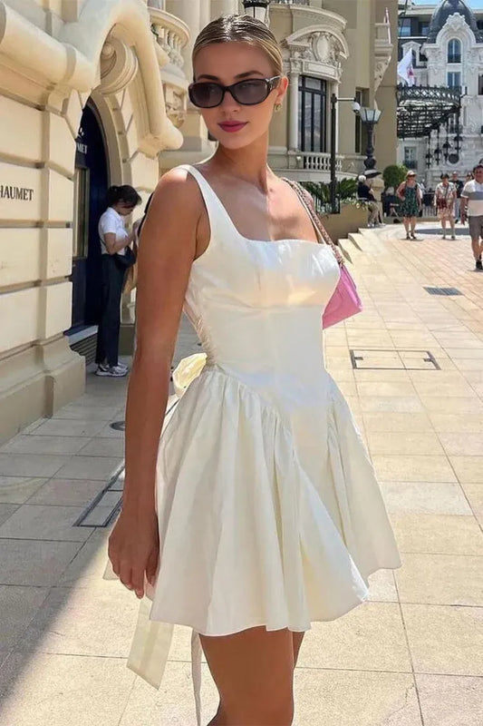 A-line Backless Square Neck Bare Back Bow Short White Homecoming Dress