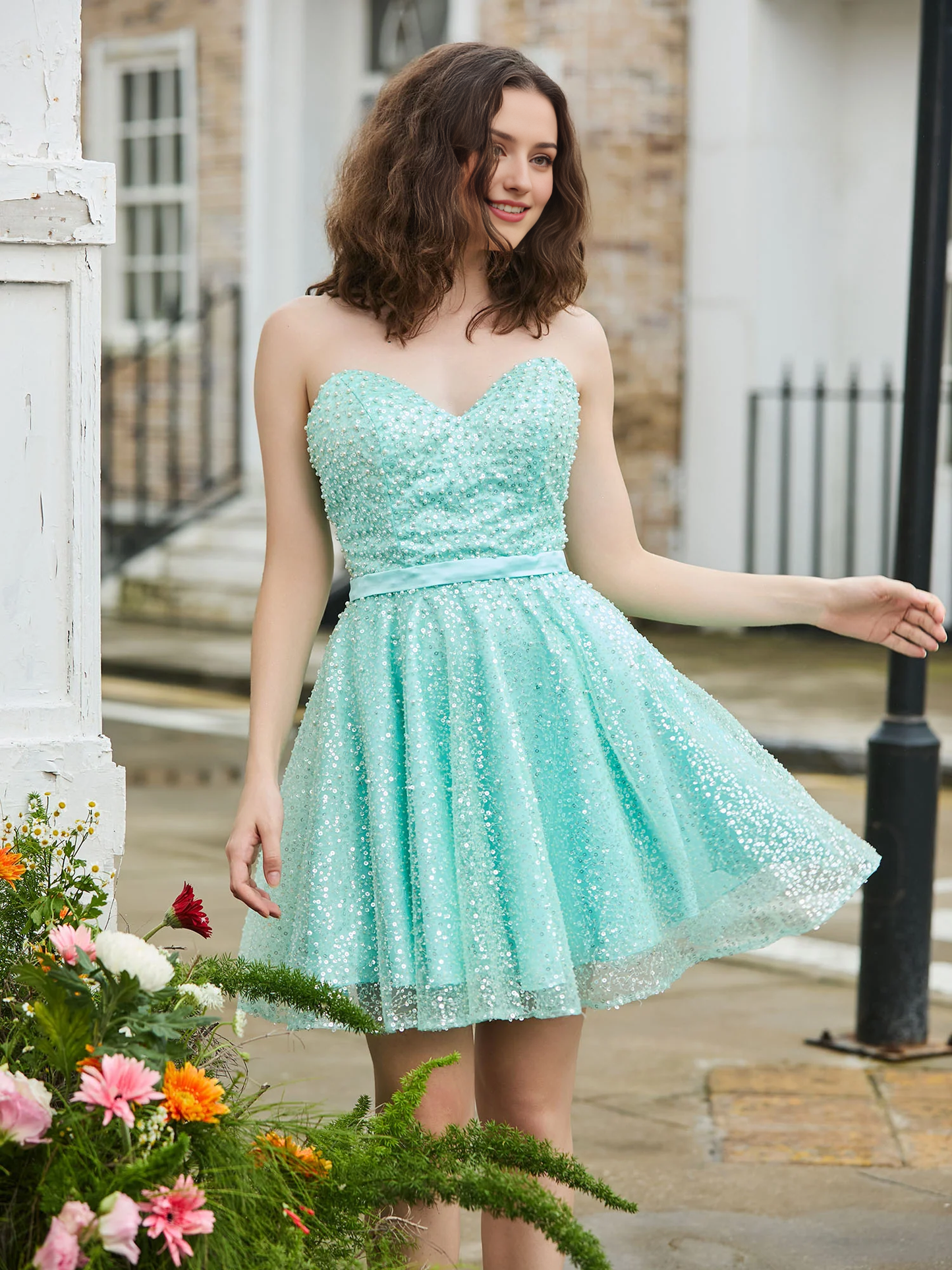 A-line Off-the-Shoulder Sweetheart Sequins Beaded Homecoming Dress ﻿