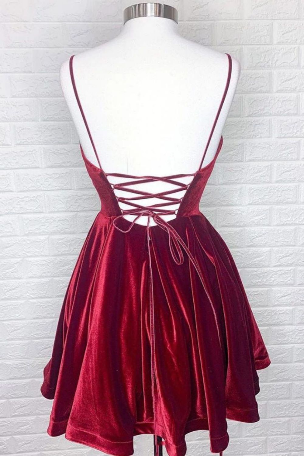 Weitese A-line Velvet Burgundy Spaghetti Straps Homecoming Dress