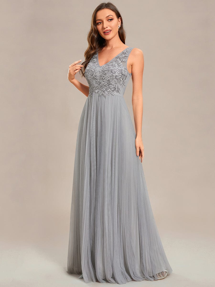 Weitese Exquisite Applique Embroidery Bodice Sleeveless A-Line Tulle Evening Dress