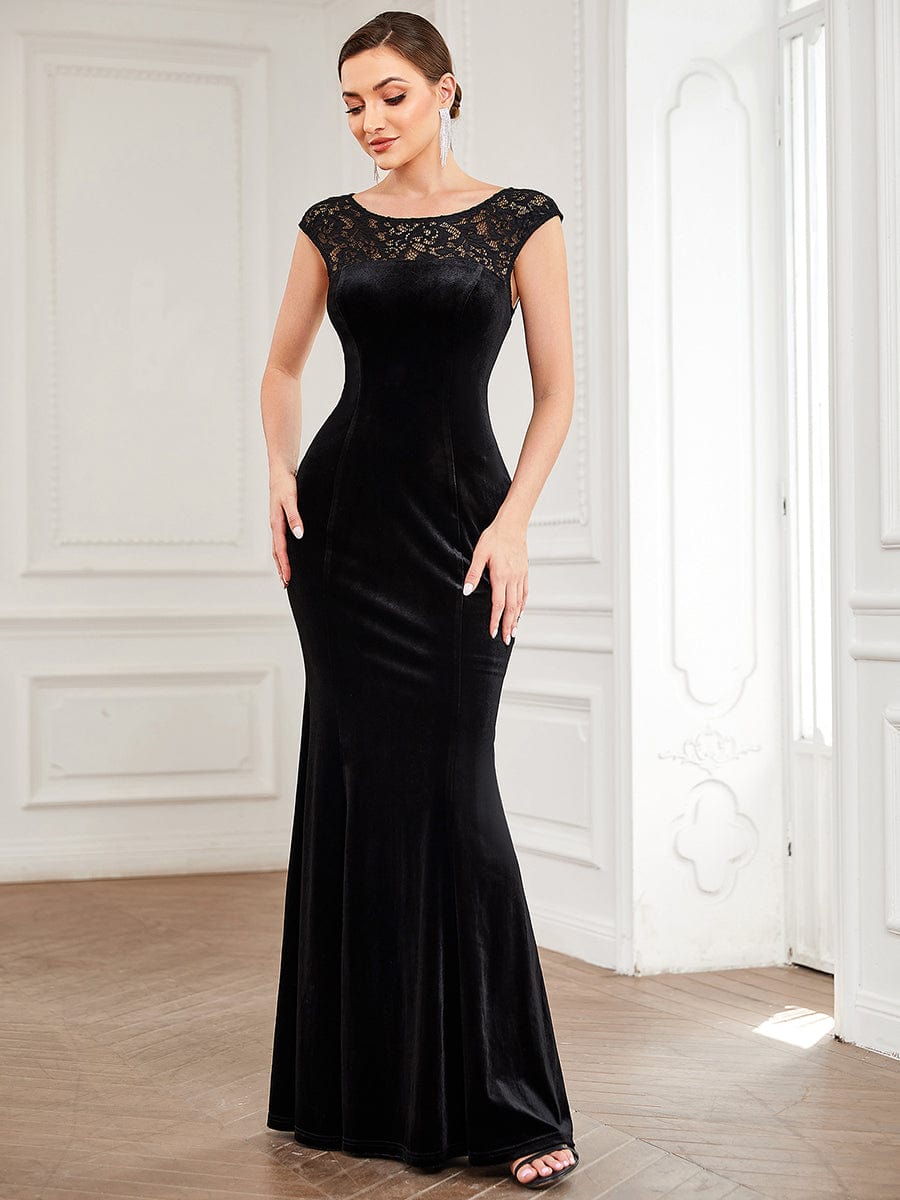 Weitese Lace Round Neck Bodycon Evening Dress