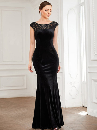 Weitese Lace Round Neck Bodycon Evening Dress