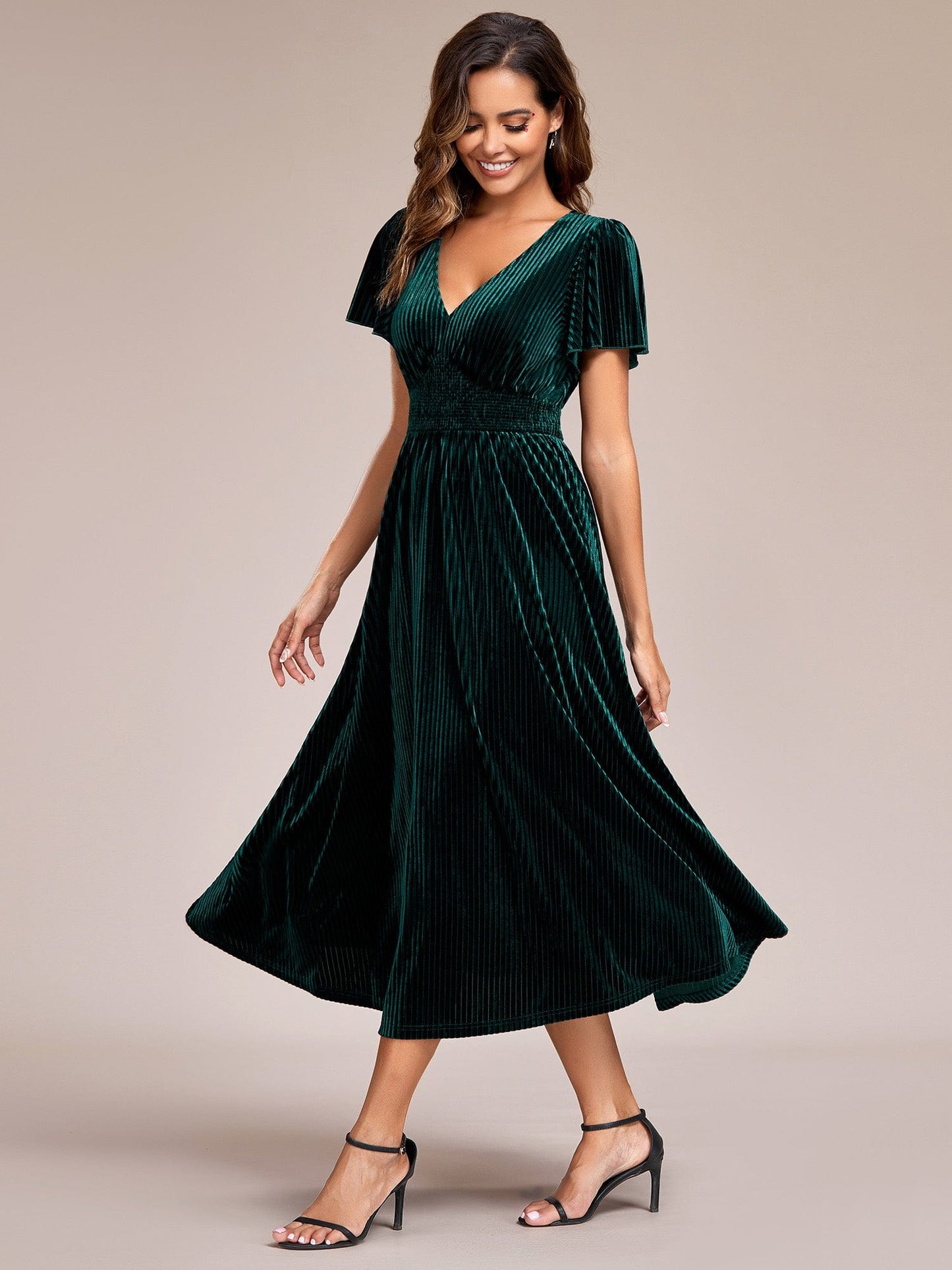 Weitese Graceful V-Neck Waist Design Short Sleeves Fall Velvet Midi Wedding Guest Dress