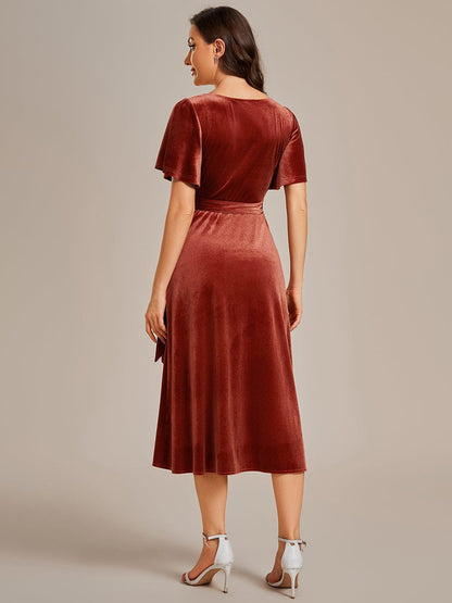 Weitese One-Piece Type Short Sleeves V-Neck Velvet Midi Wedding Guest Dress