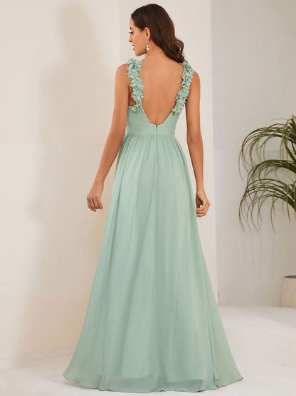 Weitese Floral Applique Sleeveless Pleated Chiffon Bridesmaid Dress