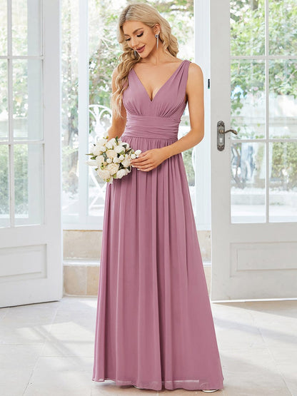 Weitese Sleeveless V-Neck Plain Chiffon Maxi Bridesmaid Dress