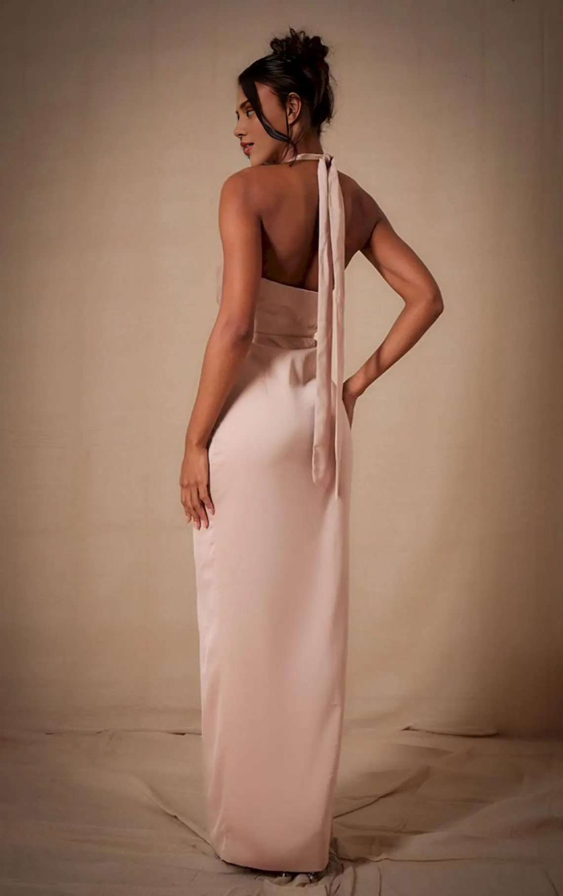 Halter Neck Sleeveless Backless Floor Length Bridesmaid Prom Party Dress