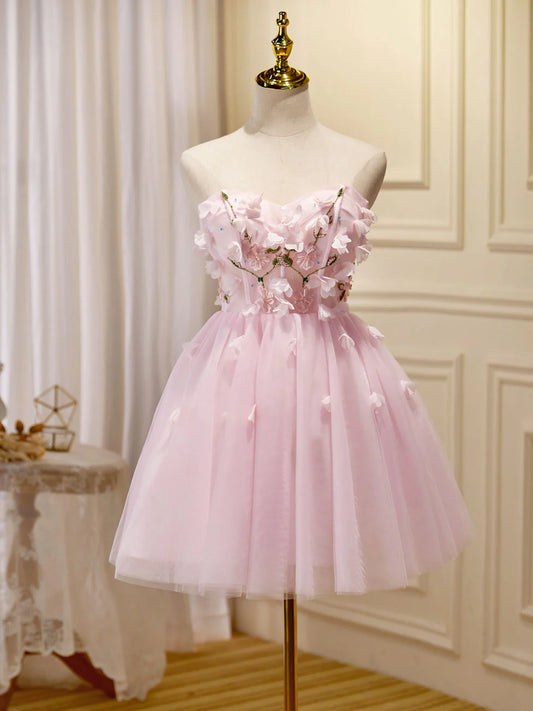 Cute Homecoming Dresses with Beading Applique