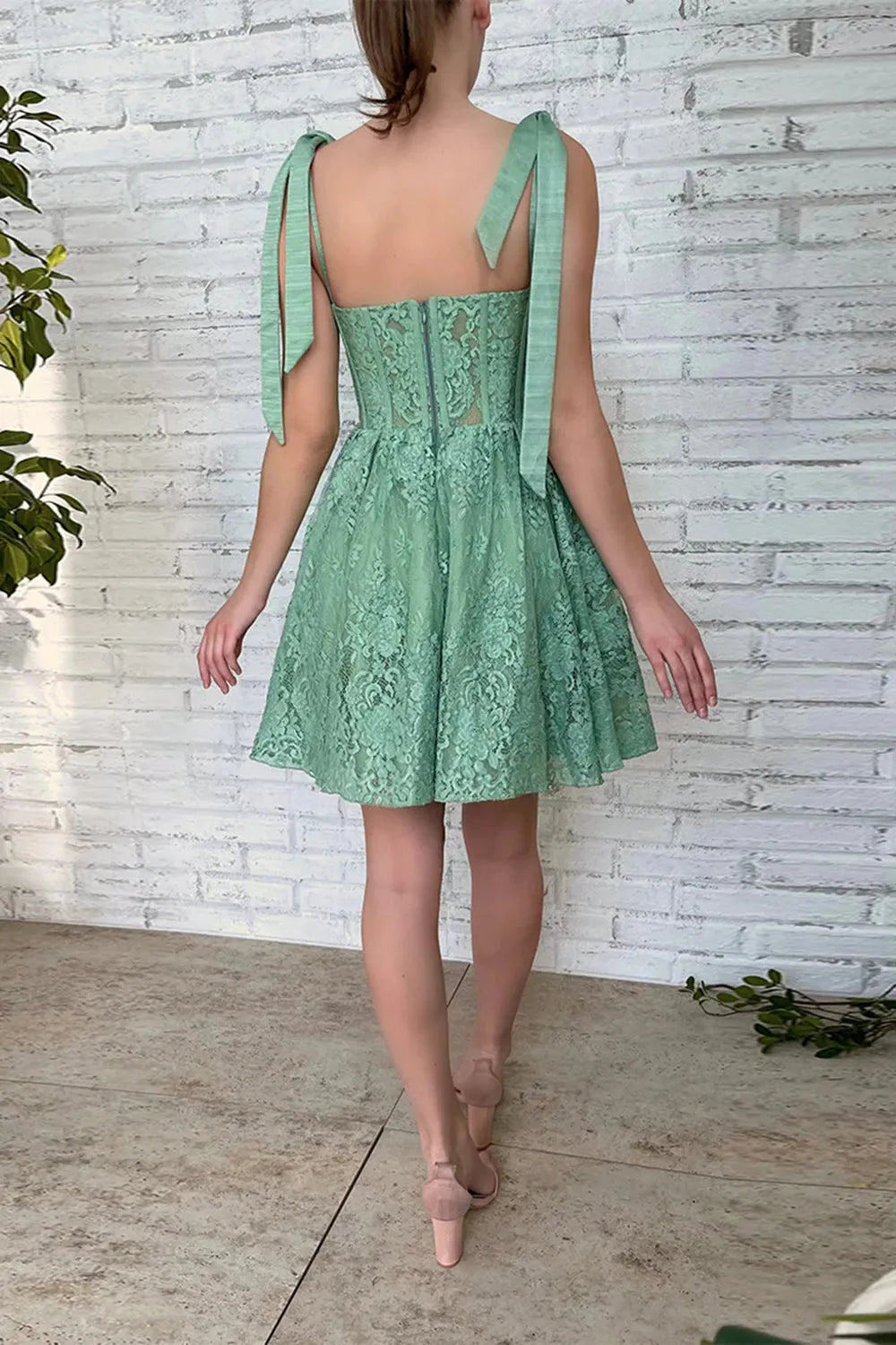 Lace Up Sweetheart Homecoming Dress with Appliques ﻿