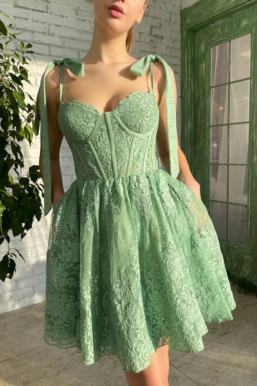 Lace Up Sweetheart Homecoming Dress with Appliques ﻿