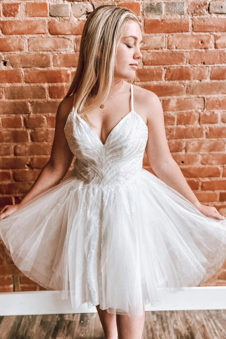 V Neck Spaghetti Straps A-Line Tulle Sequin Lace Homecoming Dress