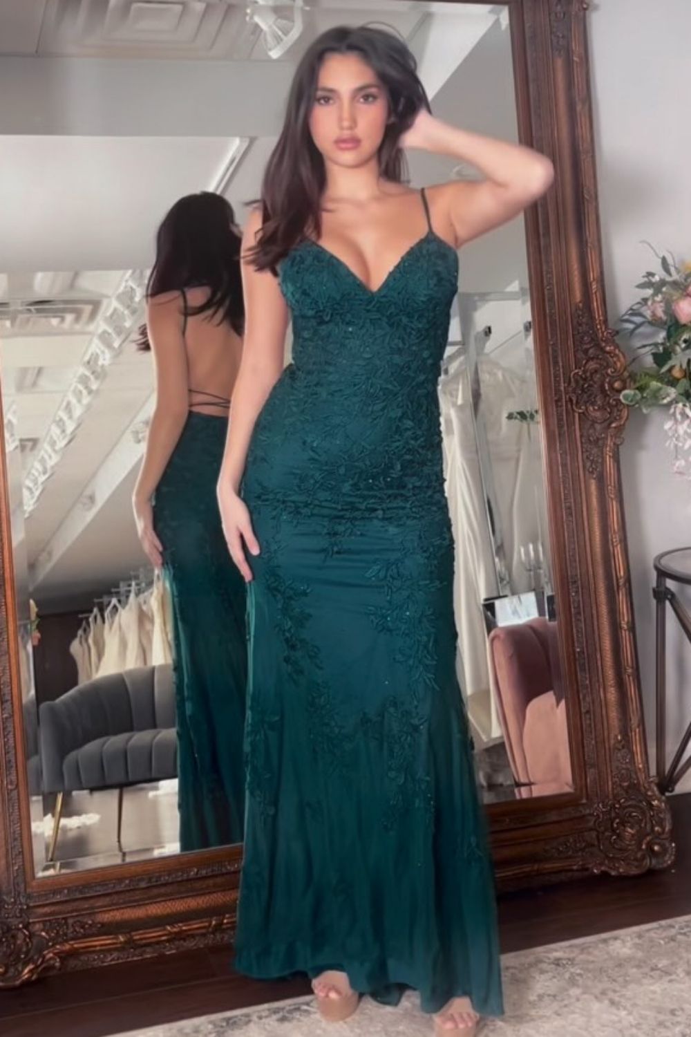 Weitese Sark Green Mermaid Spaghetti Straps Backless Long Prom Dress With Appliques