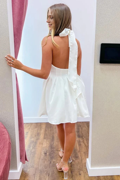 Sleeveless Halter Short Homecoming Dress Backless Graduation Backless