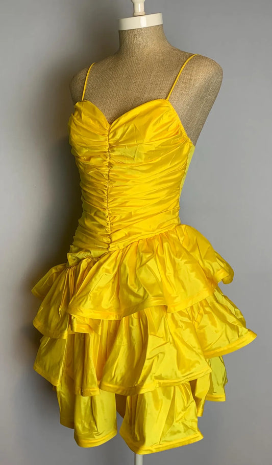 Spaghetti Straps A-line Yellow Layered Ruffled Sleeveless Short Homecoming Dress