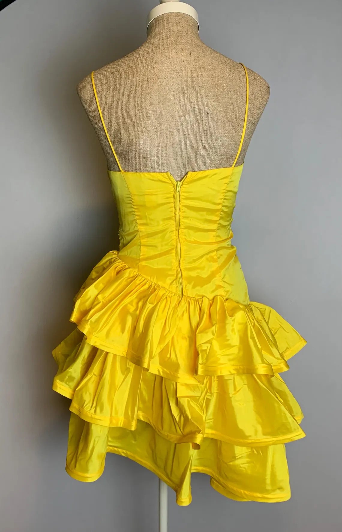 Spaghetti Straps A-line Yellow Layered Ruffled Sleeveless Short Homecoming Dress