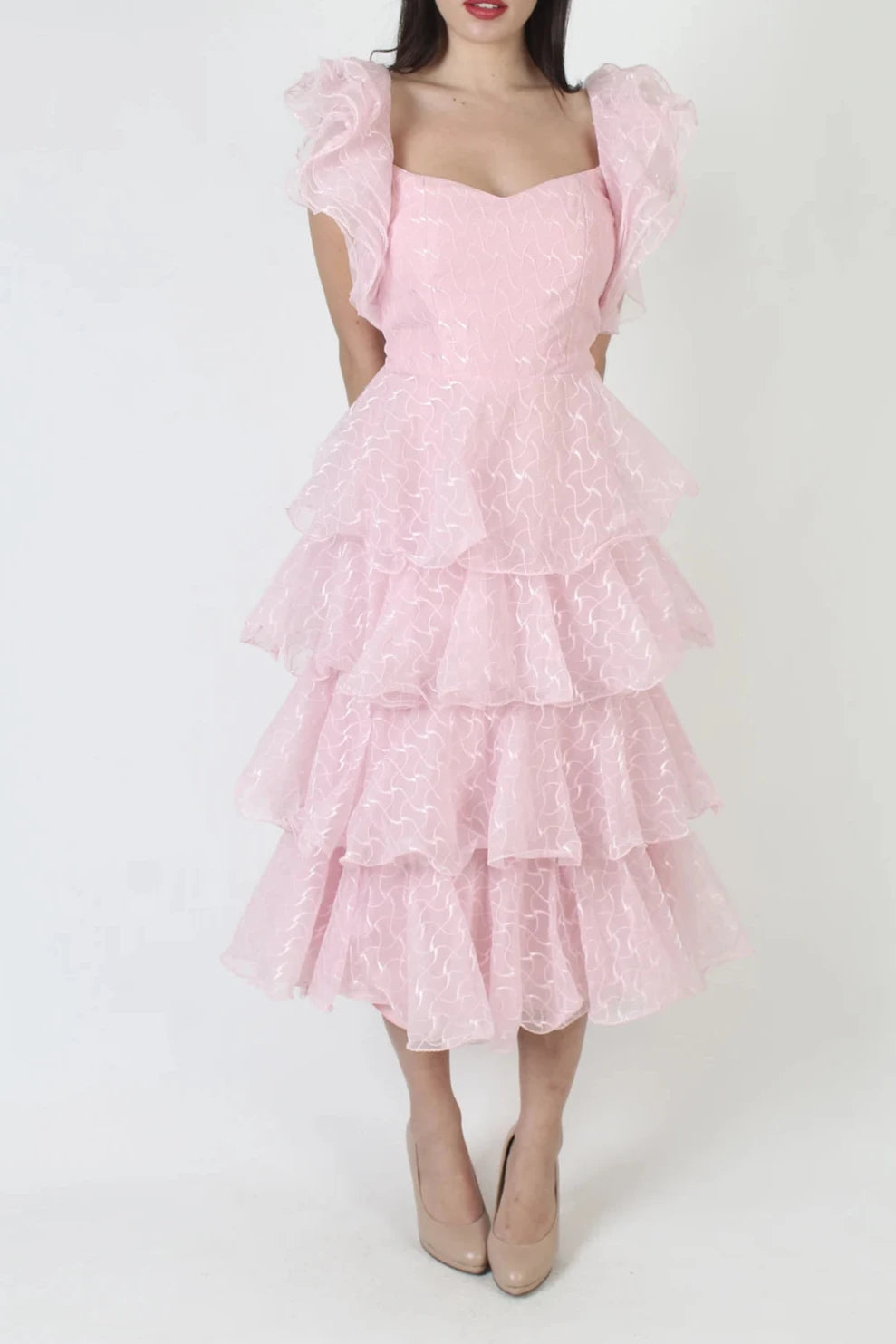 Sweetheart Neck Candy Pink Layered Prom Dress Vintage Avant Garde Open Back Gown