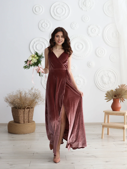 Velvet A-line Deep V Neck Sleeveless Bridesmaid Mother of the Bride Dress Backless Prom Party Dress With Slit