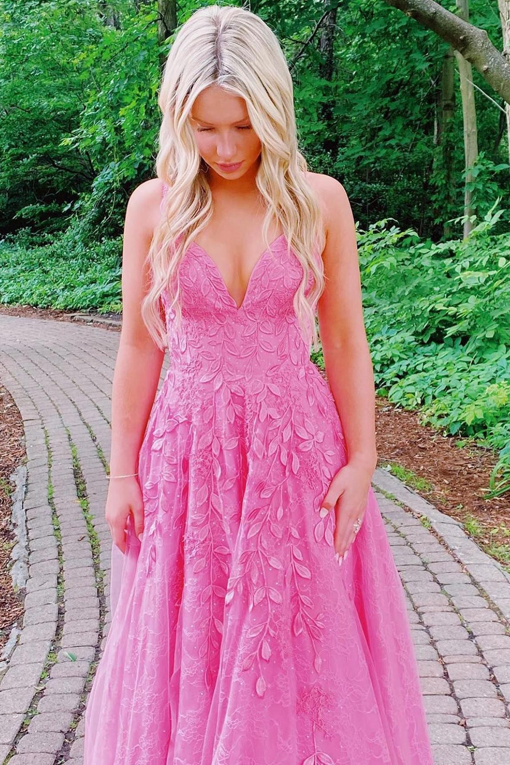 Weitese Gorgeous A Line Spaghetti Straps Pink Long Prom Dress with Appliques