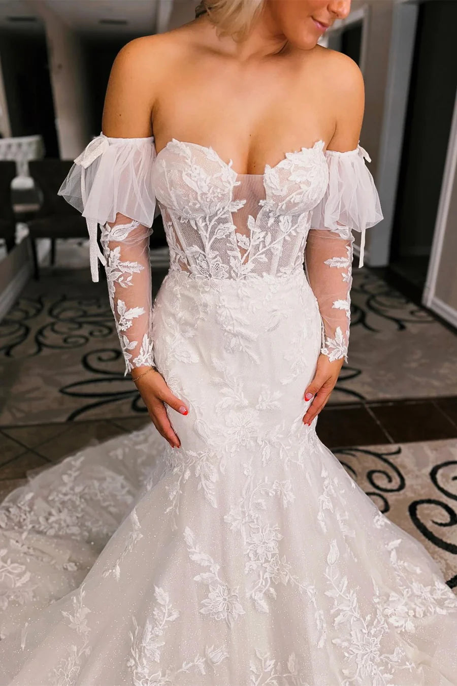 Floral Lace Sweetheart Trumpet Wedding Dress