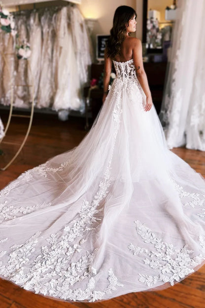 A-Line Wedding Dress With Tulle Appliques Strapless