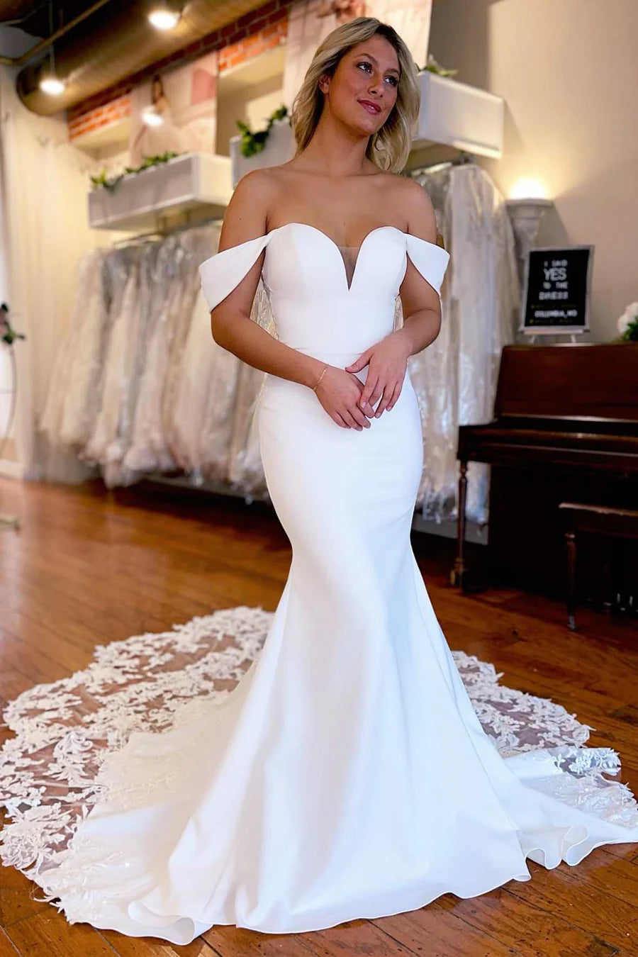 Lace-Up Off-the-Shoulder Mermaid Long Wedding Dress