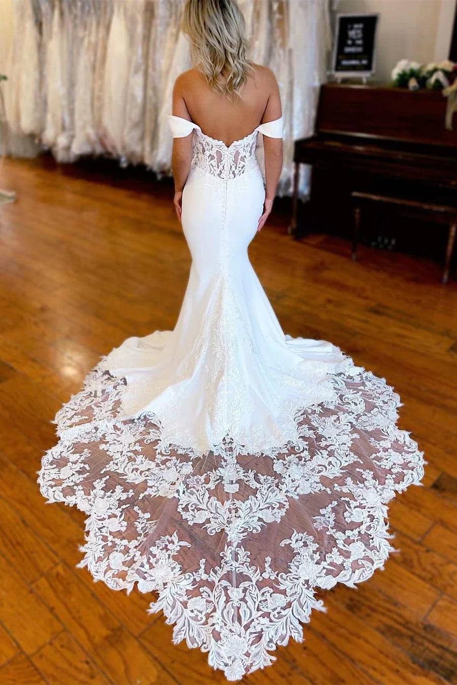 Lace-Up Off-the-Shoulder Mermaid Long Wedding Dress