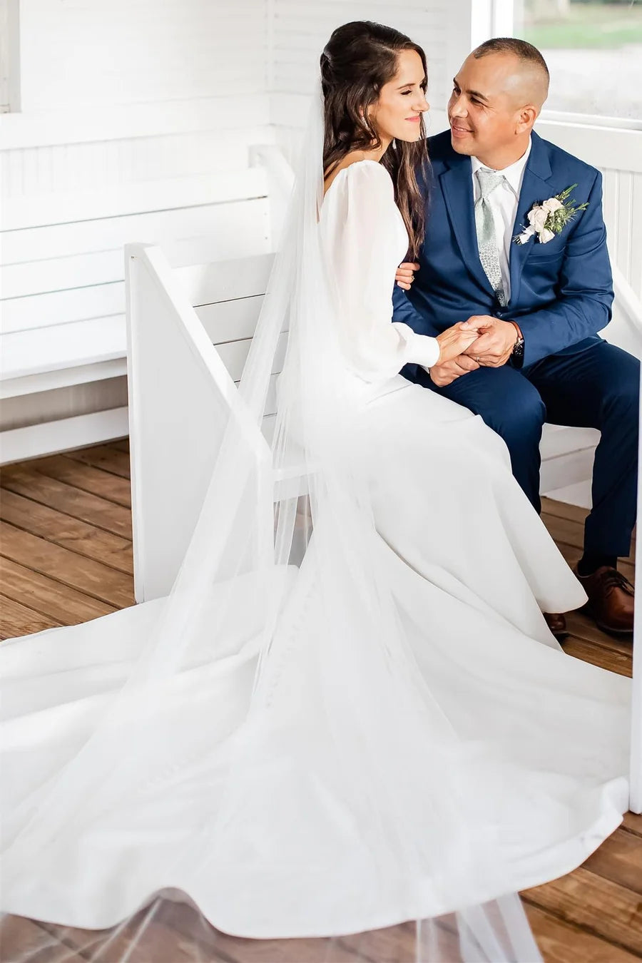 Long Sleeve Trumpet Long Wedding Dress With Long Train