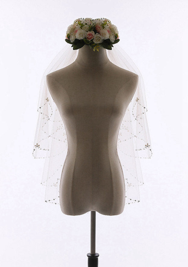 Tulle Two-tier Fingertip Bridal Veils With Bead String