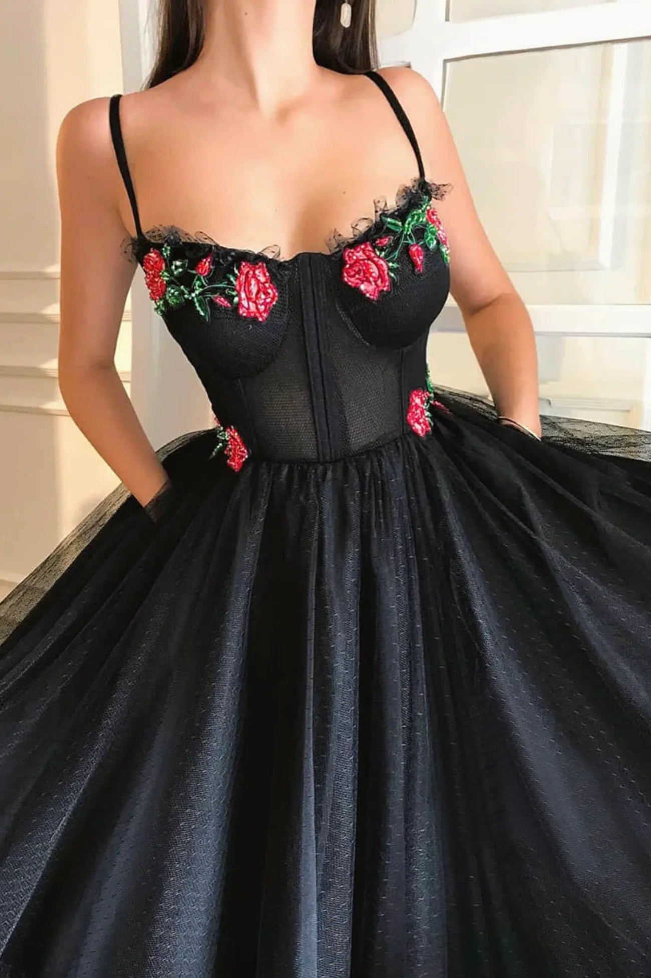 Black Tulle Long A-Line Spaghetti Strap Long Prom Dress