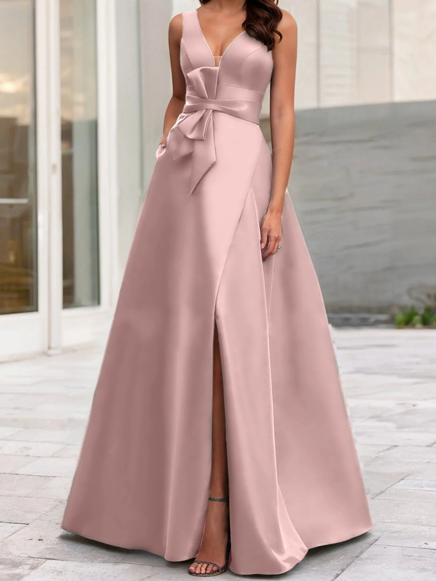 A-Line/Princess V-Neck Sleeveless Mother Of The Bride Dresses