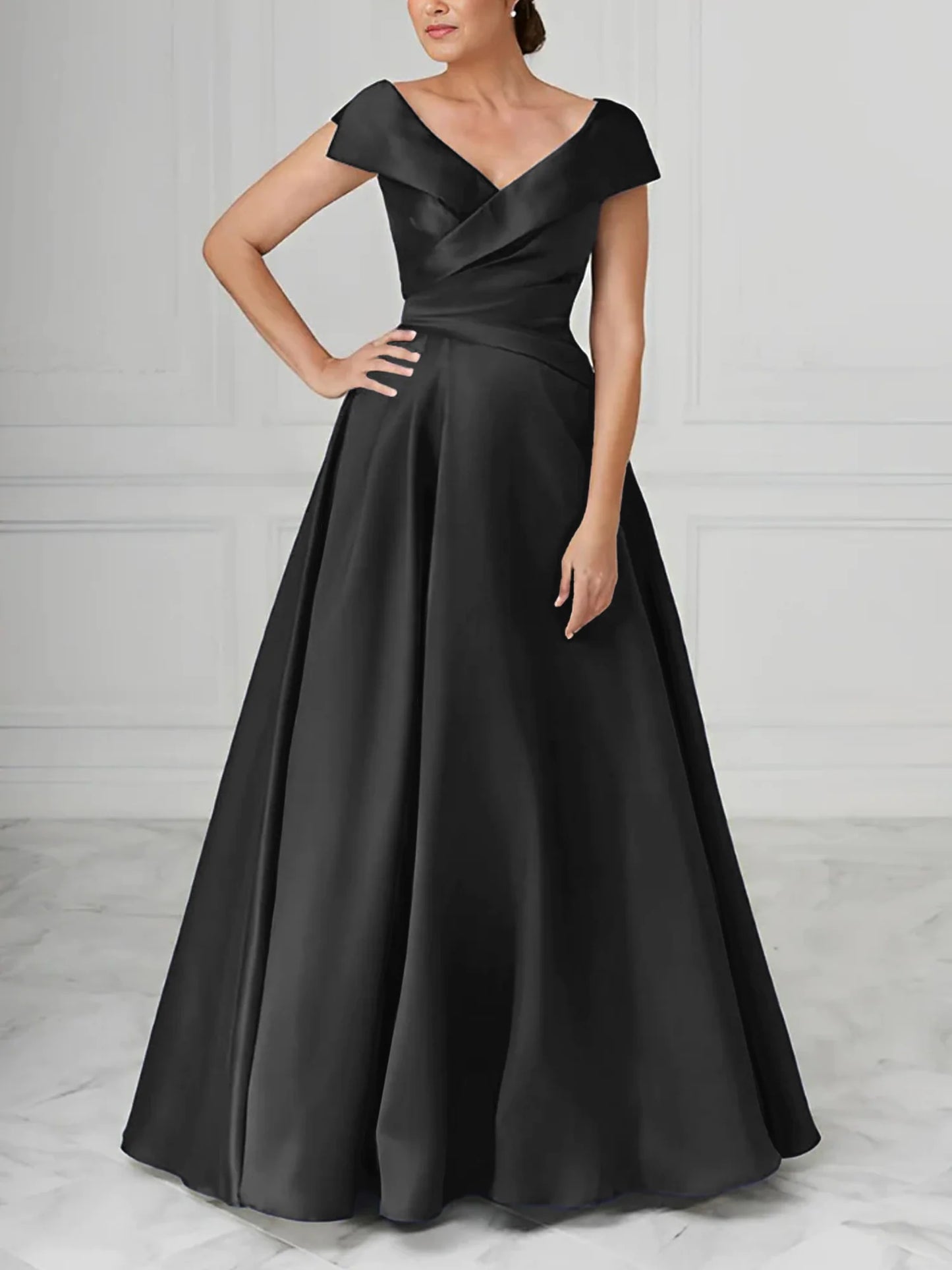 A-Line/Princess V-Neck Satin Mother Of The Bride Dresses