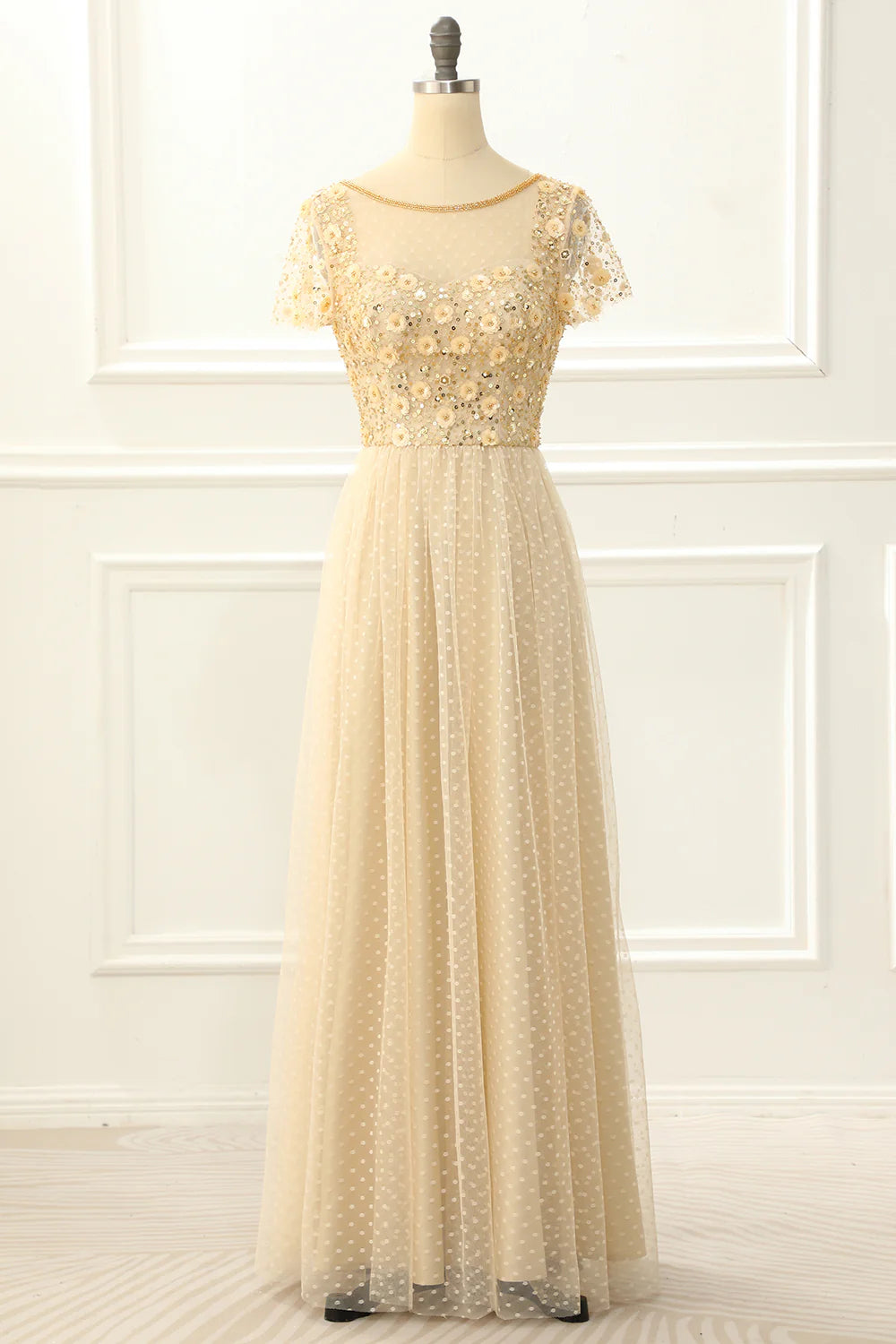 Apricot A Line Tulle Sequins Prom Dress With Appliques