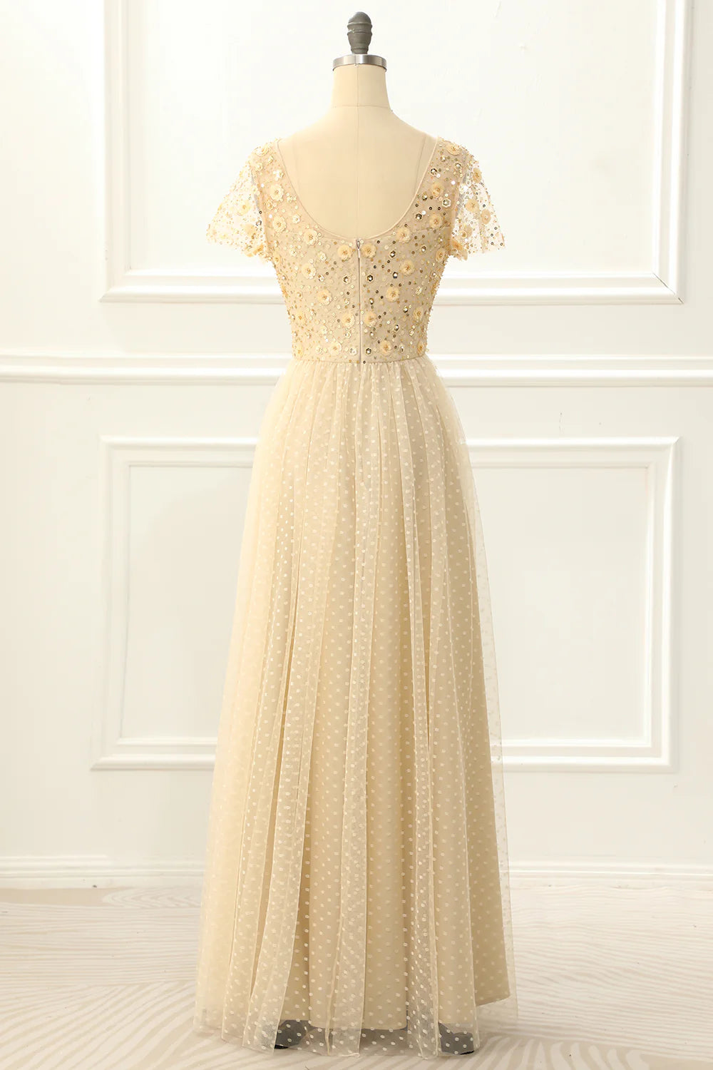 Apricot A Line Tulle Sequins Prom Dress With Appliques