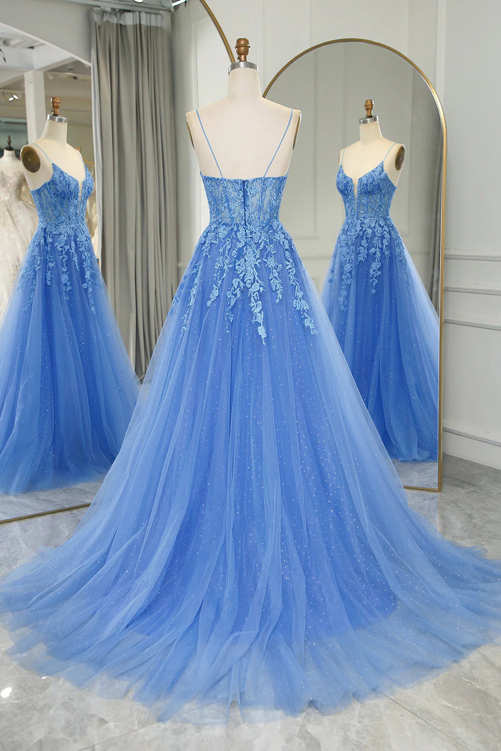 A-Line Spaghetti Straps Tulle Long Blue  Prom Dress With Appliques