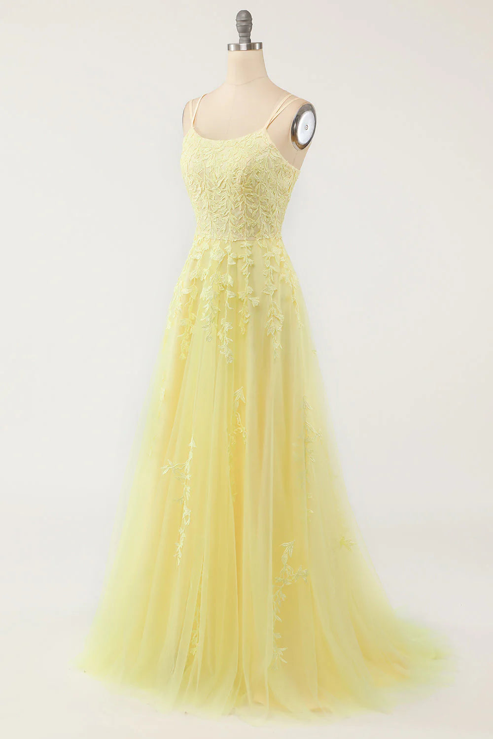 A-Line  Tulle Appliqued Spaghetti Straps Prom Dress