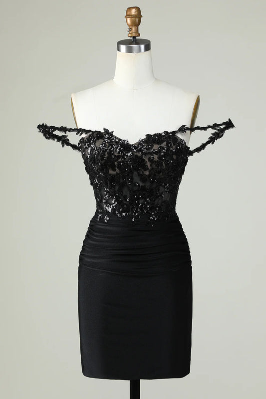 Black Spaghetti Straps Corset Tight Homecoming Dress With Appliques