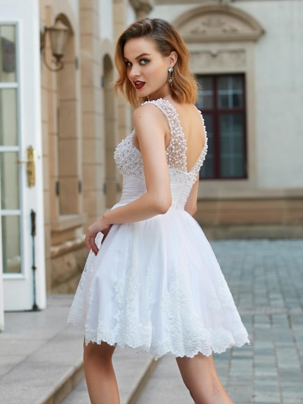 Weitese A-Line/Princess Jewel Sleeveless Pearls Short/Mini Tulle Dresses